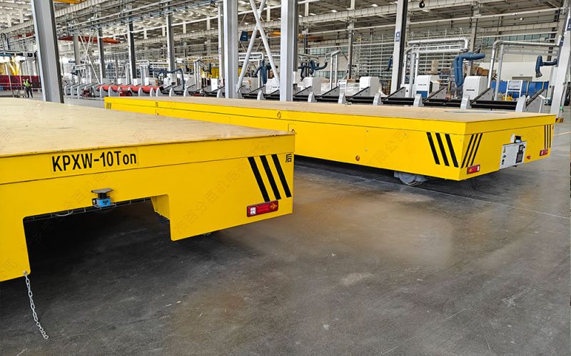 轨道平车动力方案对决：低压轨道供电 vs. 蓄电池供电，谁是您生产线的“动力火车”？